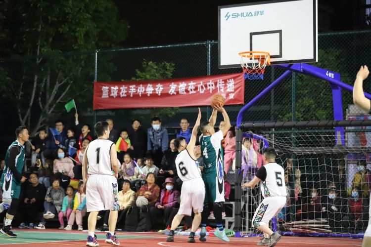 应对他
